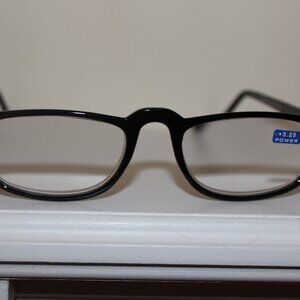 Hilco Reading Glasses +3.25 (R703)